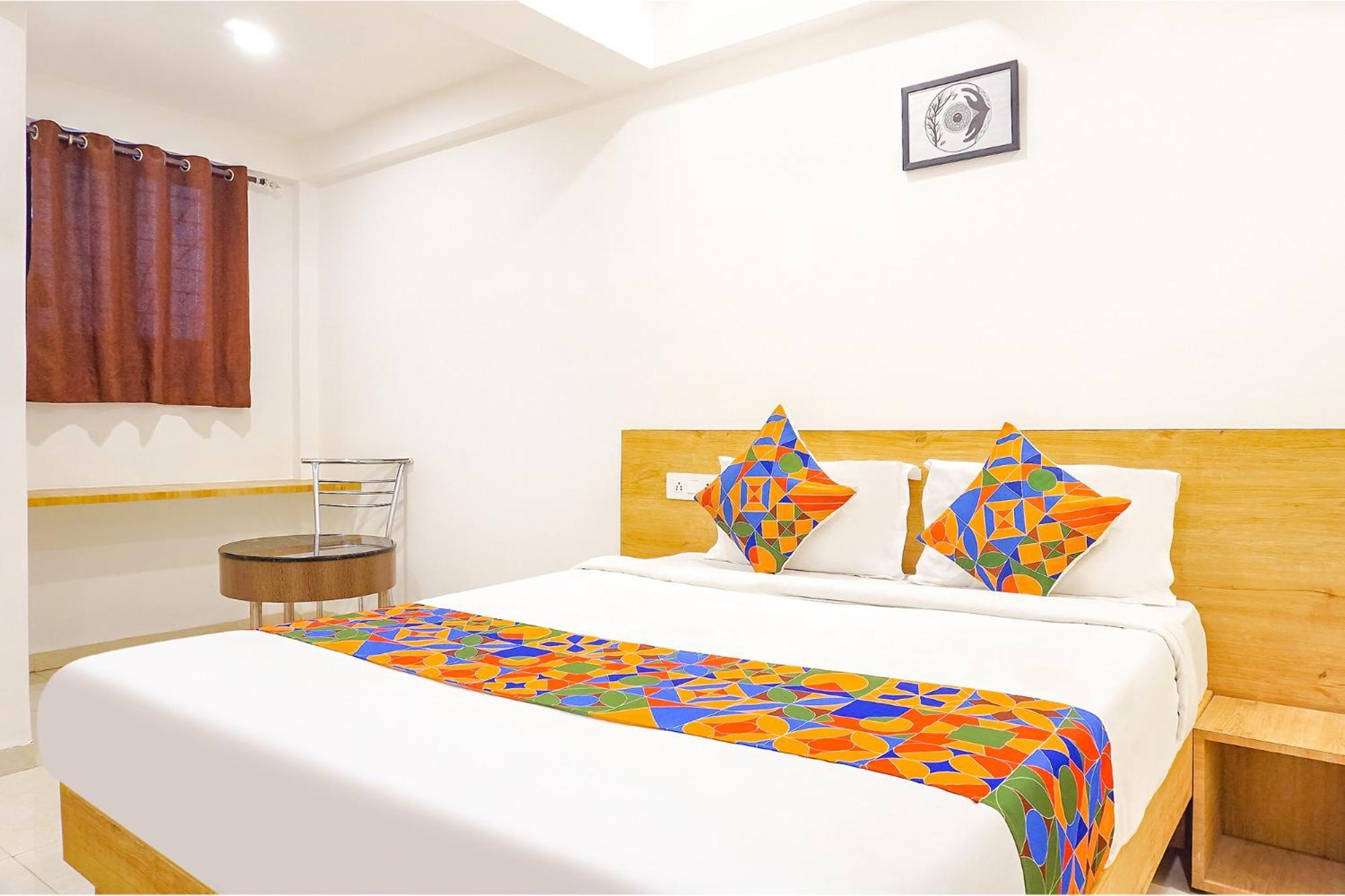 Fabhotel Saffron Inn I - Nr Darshan Museum Pune Eksteriør bilde