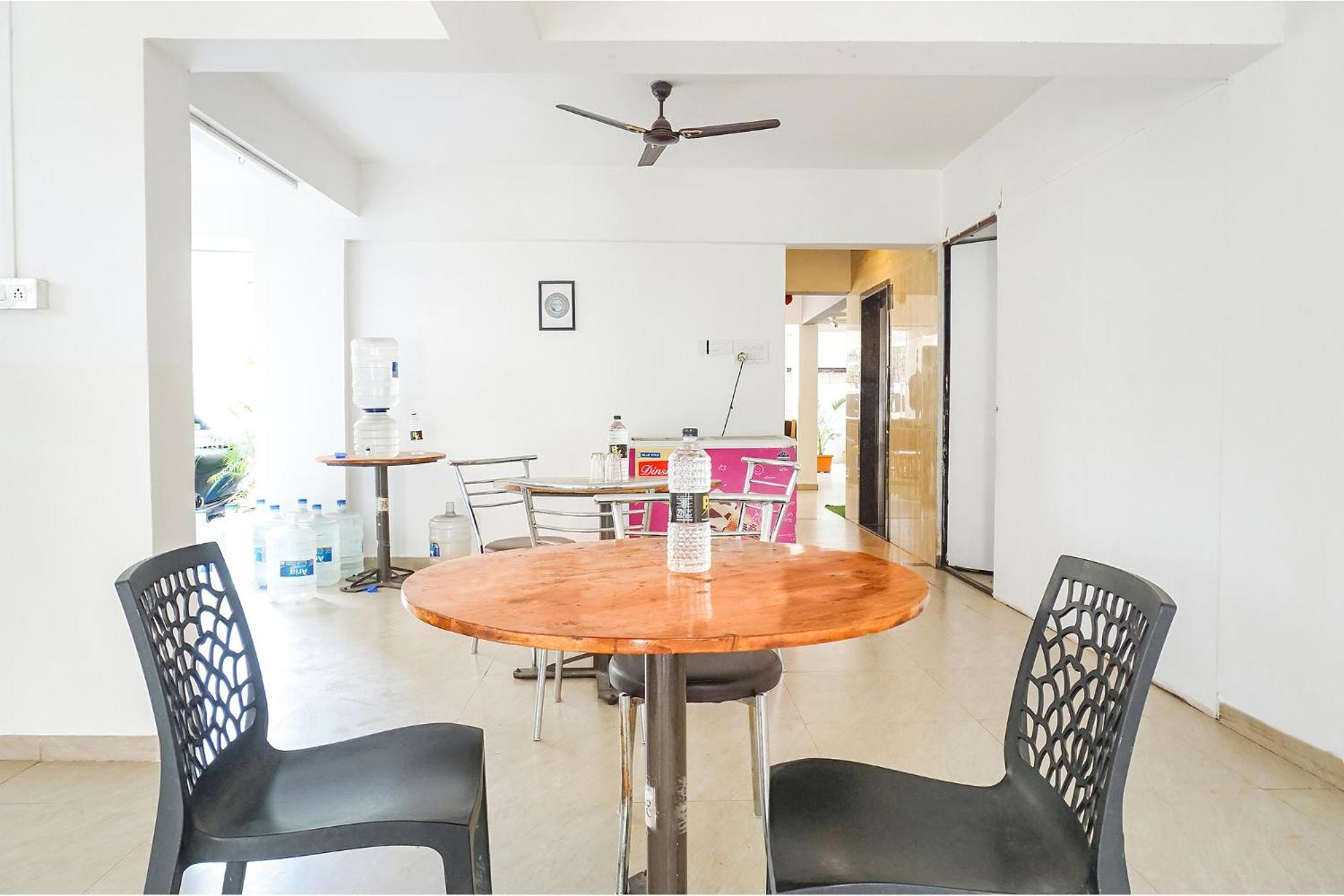 Fabhotel Saffron Inn I - Nr Darshan Museum Pune Eksteriør bilde