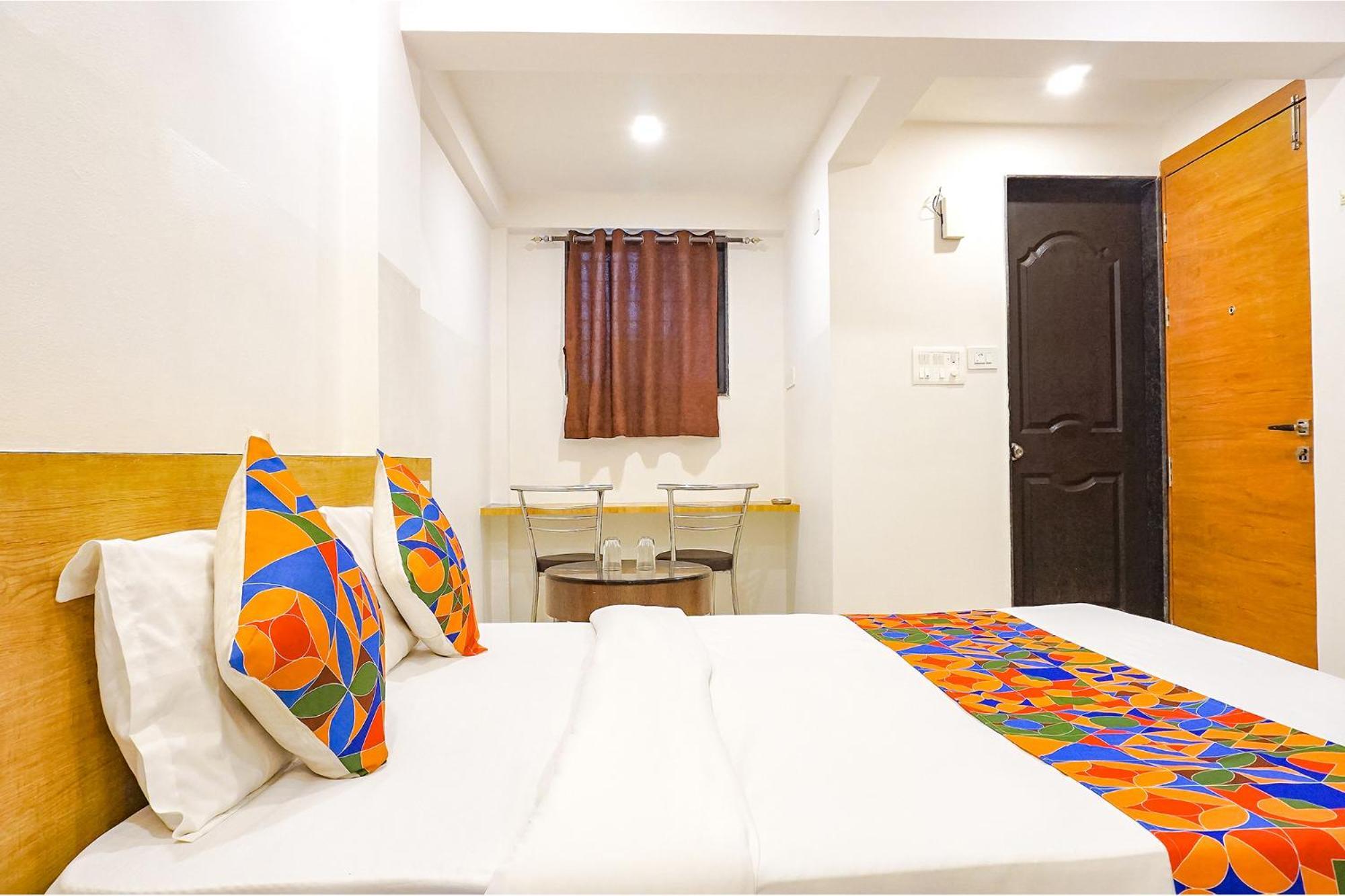 Fabhotel Saffron Inn I - Nr Darshan Museum Pune Eksteriør bilde