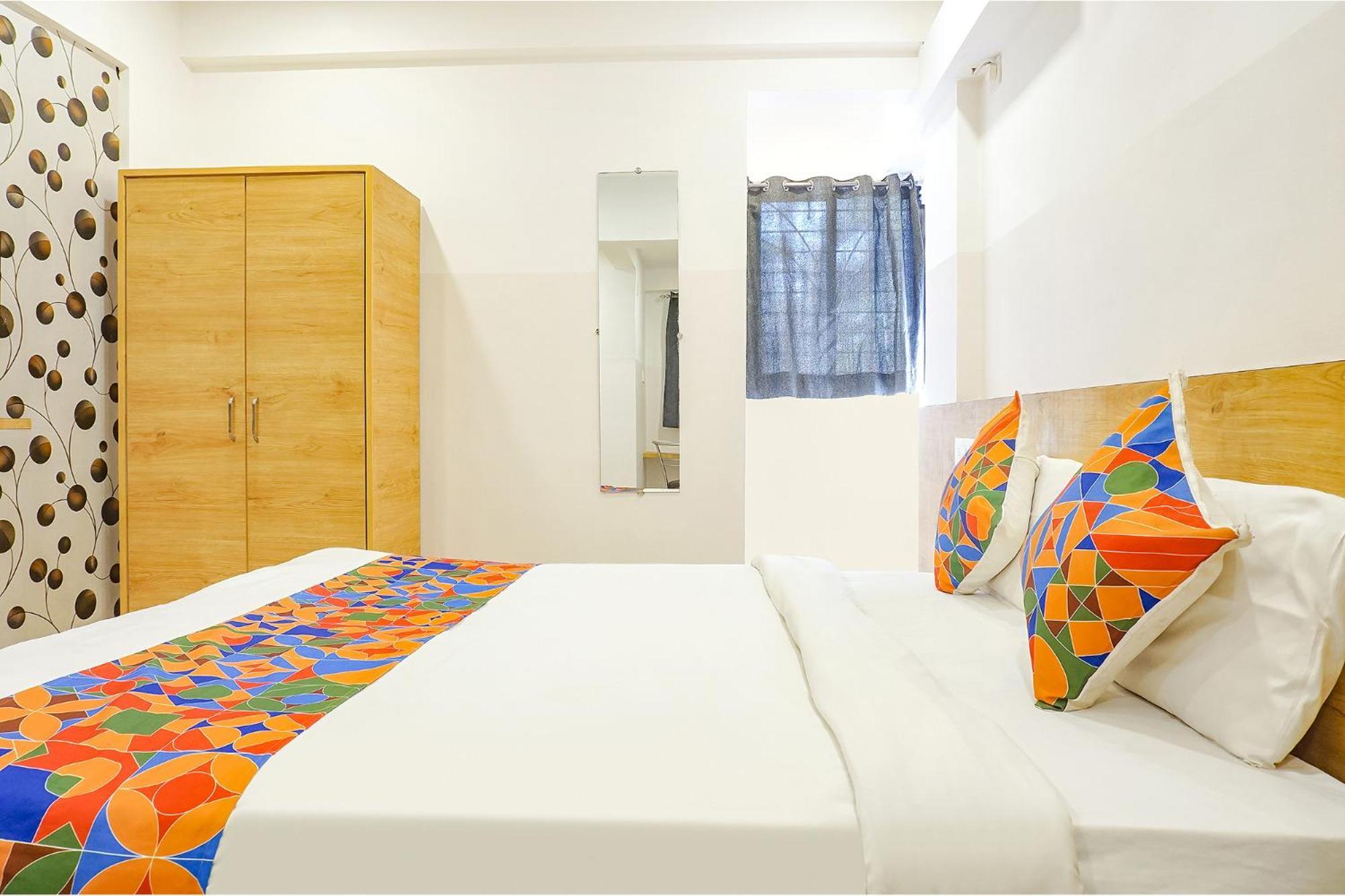 Fabhotel Saffron Inn I - Nr Darshan Museum Pune Eksteriør bilde